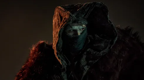 Jacob Elordi in Frankenstein.