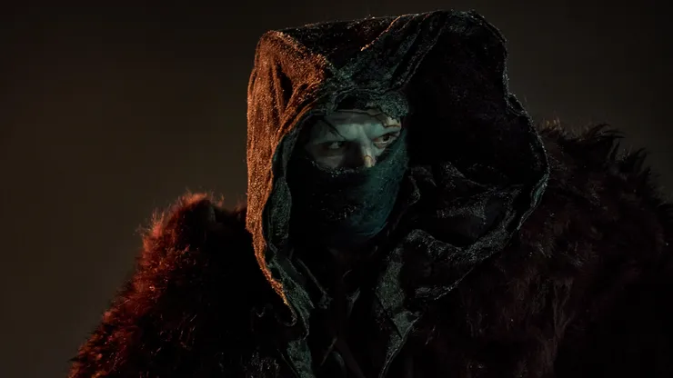 Jacob Elordi in Frankenstein.