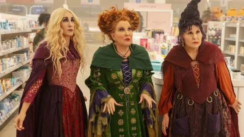 Bette Midler, Sarah Jessica Parker, and Kathy Najimy in Hocus Pocus 2 (2022) / IMDb