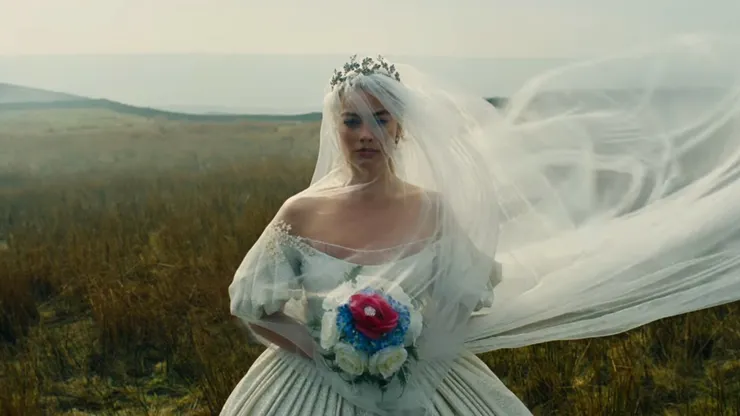Margot Robbie in Wuthering Heights.