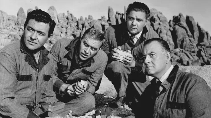Oscar Beregi Jr., Lew Gallo, John Mitchum and Simon Oakland in The Twilight Zone.