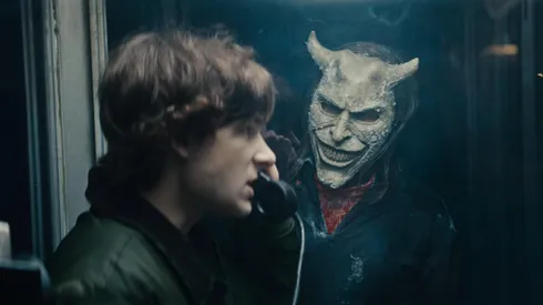 Ethan Hawke and Mason Thames in Black Phone 2.