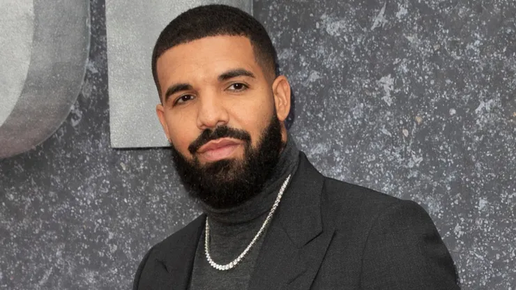 Drake attends the "Top Boy" UK Premiere in 2019.