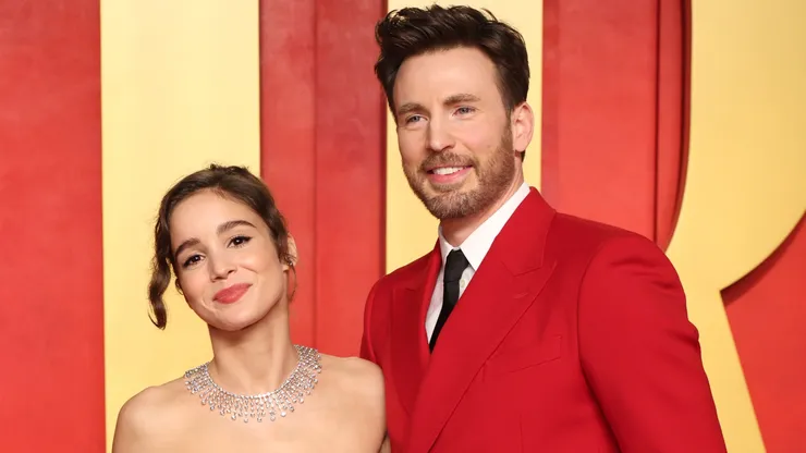 Alba Baptista and Chris Evans attend the 2024 Vanity Fair Oscar Party.