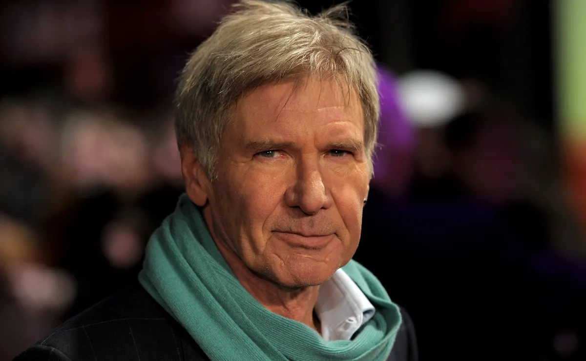 10 Actors Who Had Totally Different Jobs Before Fame - Spoiler US