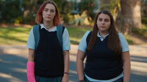 Saoirse Ronan and Beanie Feldstein in Lady Bird.