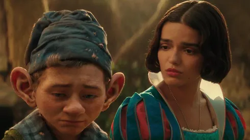 Andrew Barth Feldman and Rachel Zegler in "Snow White."