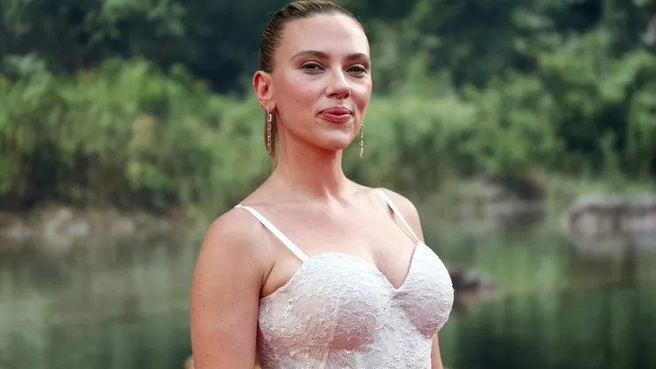 Scarlett Johansson attends the "Jurassic World Rebirth" New York Premiere at Lincoln Center.