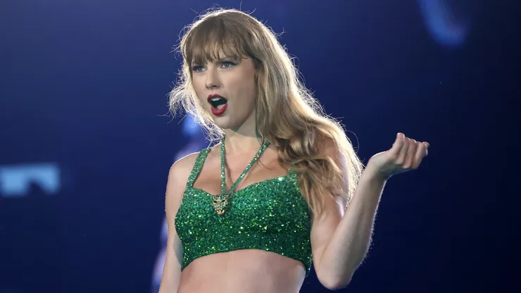 Taylor Swift performs onstage during "Taylor Swift | The Eras Tour" at Johan Cruijff Arena.
