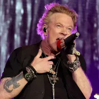 The 20 Singers with the Most Range in Music History