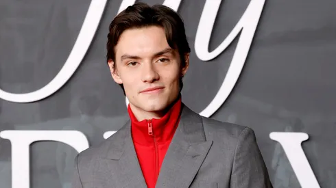 Louis Partridge attends the Los Angeles premiere of Netflix's "Jay Kelly" in 2025.