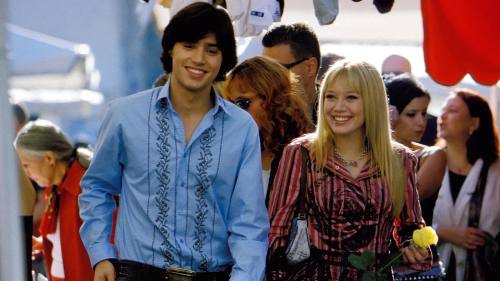 Hilary Duff and Yani Gellman in The Lizzie McGuire Movie / IMDb