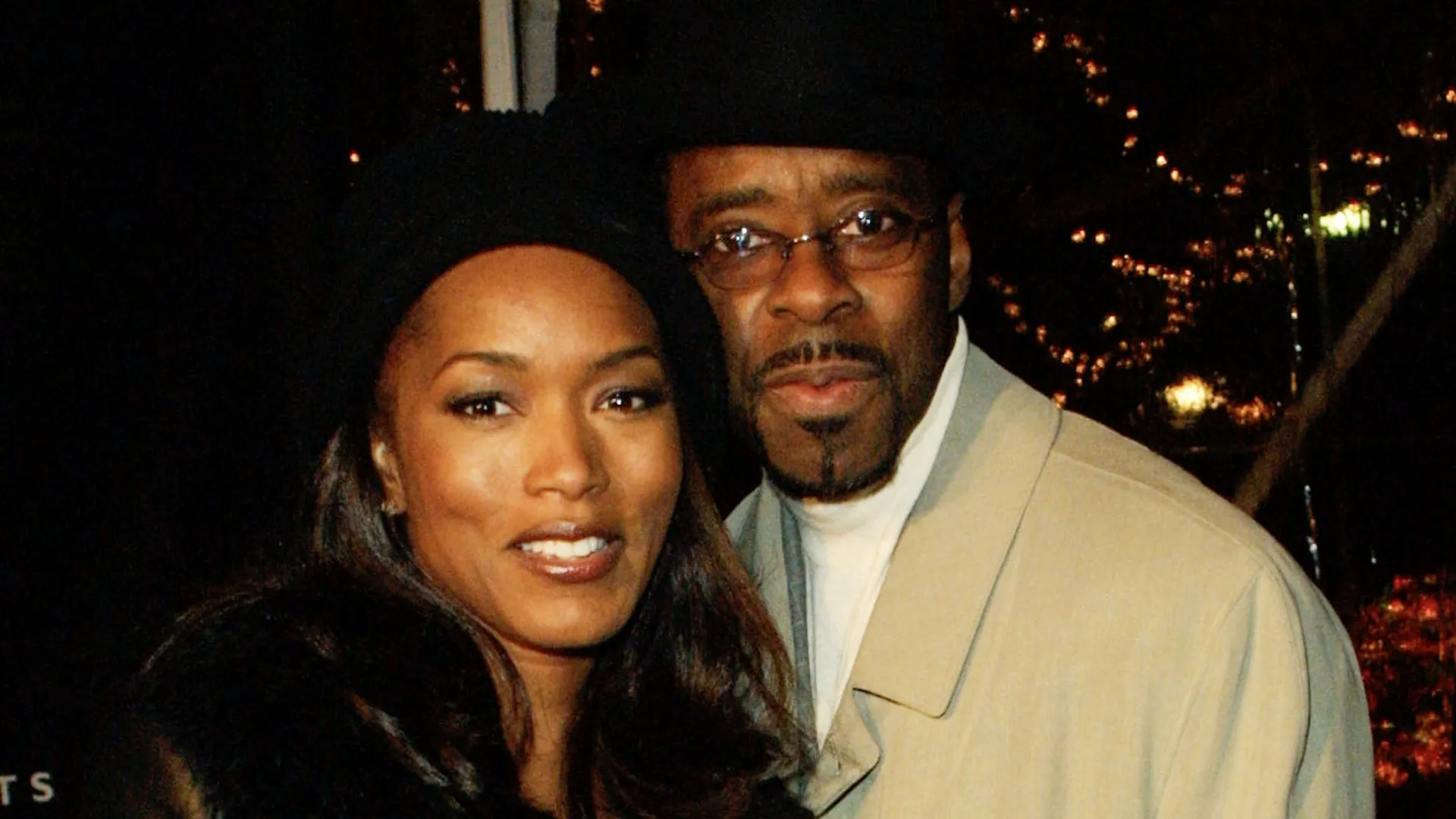 Angela Bassett and Courtney B. Vance in 2001 (Source: Frederick M. Brown/Getty Images)