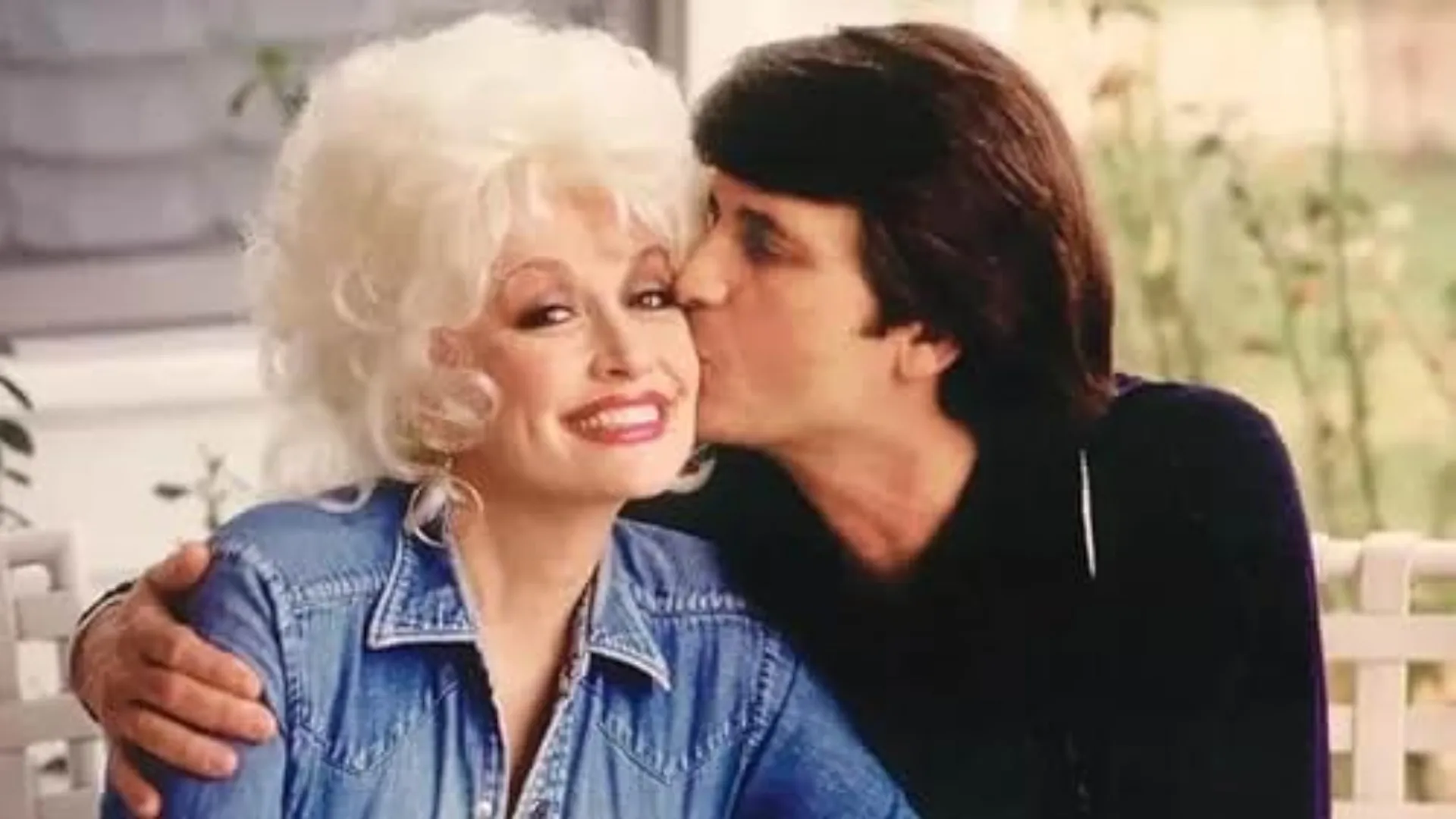 Dolly Parton and Carl Dean (Source: IMDb)