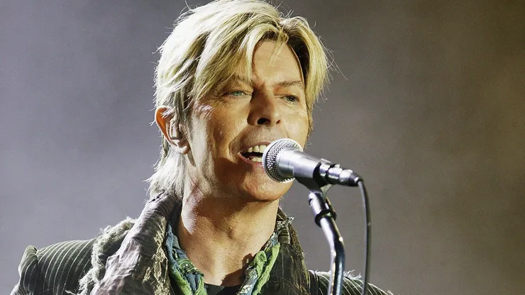 David Bowie performs on stage on the third and final day of "The Nokia Isle of Wight Festival 2004".