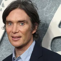 Offline by Choice: 10 Celebrities Who Avoid Social Media