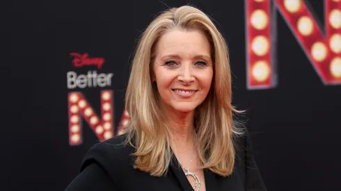 Lisa Kudrow attends the Los Angeles Premiere of Disney's "Better Nate Than Ever" at El Capitan Theatre.