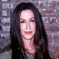 Alanis Morissette Inducted Into the Songwriters Hall of Fame