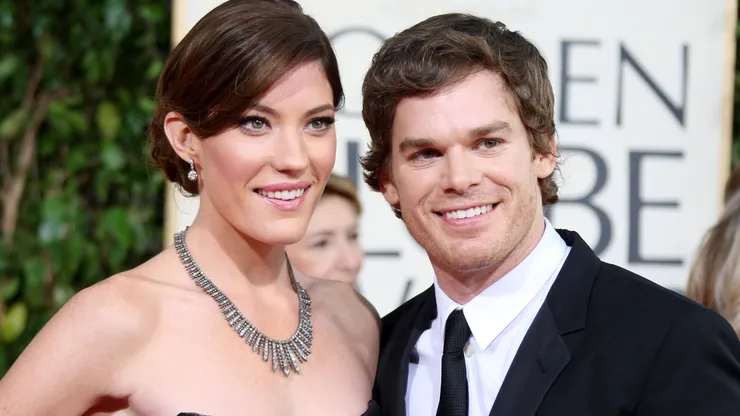 Actors Jennifer Carpenter (L) and Michael C. Hall arrive at the 66th Annual Golden Globe Awards held at the Beverly Hilton Hotel on January 11, 2009 in Beverly Hills, California.