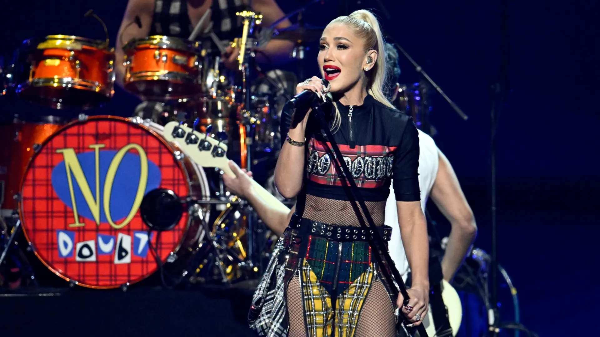 Gwen Stefani (Source: Scott Dudelson/Getty Images for FIREAID)