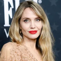 The Un-Nepo Babies: 10 Celebrities Who Ditched Their Famous Parents’ Last Names