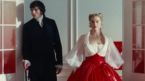 Margot Robbie and Jacob Elordi in Wuthering Heights.
