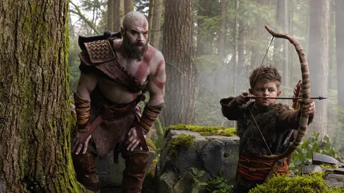 Ryan Hurst and Callum Vinson in God of War.