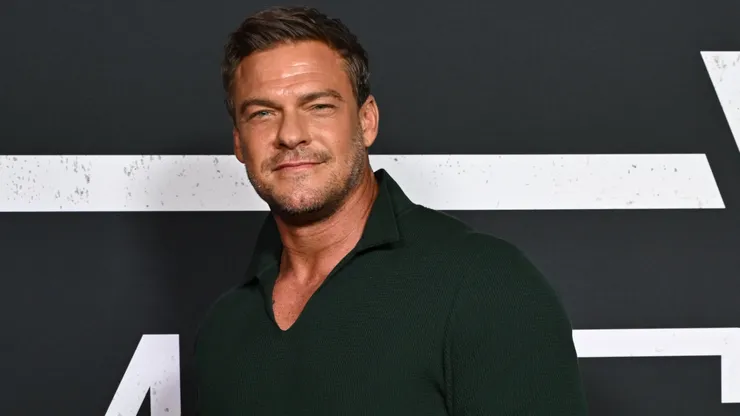 Alan Ritchson attends the "War Machine" Australian Premiere at HOYTS Melbourne Central.