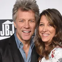 10 Stars Who Married Their High School Sweethearts (And Are Still Together)