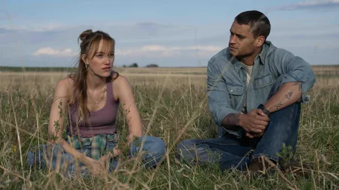 Tyriq Withers and Maika Monroe in Reminders of Him.
