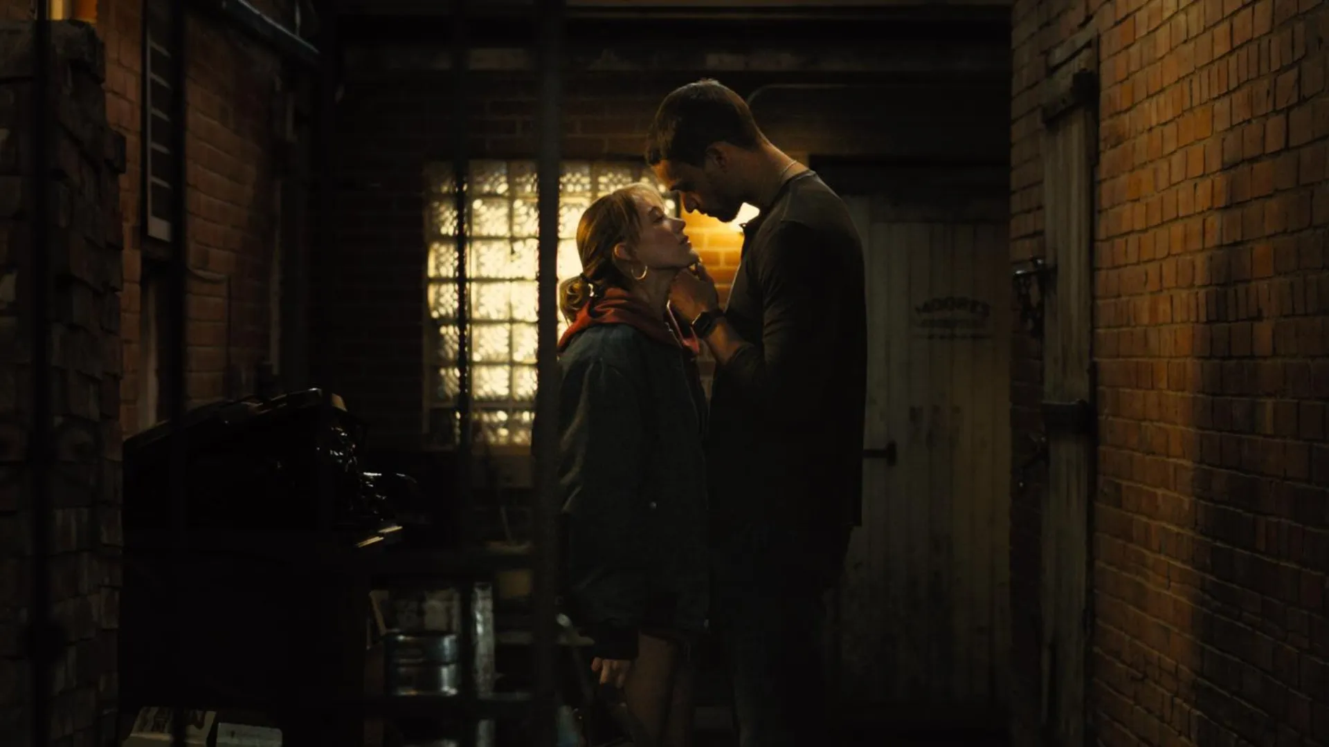 Tyriq Withers and Maika Monroe in Reminders of Him (Source: IMDb)