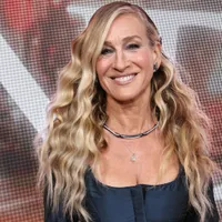 The Ultimate “It Girl” Turns 61: Celebrating Sarah Jessica Parker’s Birthday and Carrie’s Best Moments