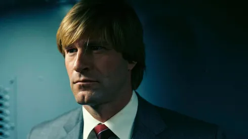 Aaron Eckhart.