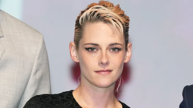 Kristen Stewart poses on stage after winning the 'Prix de la Revelation' award for the movie 'The Chronology of Water' during the Closing Ceremony during the 51st Deauville American Film Festival on September 13, 2025 in Deauville, France.