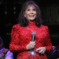 Remembering Loretta Lynn: 10 Hits That Shaped Country Music Forever
