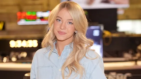Sydney Sweeney Rings The Opening Bell At The New York Stock Exchange With American Eagle.