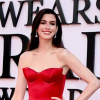 Inside Anne Hathaway’s Big Disney Honor and Packed 2026 Schedule