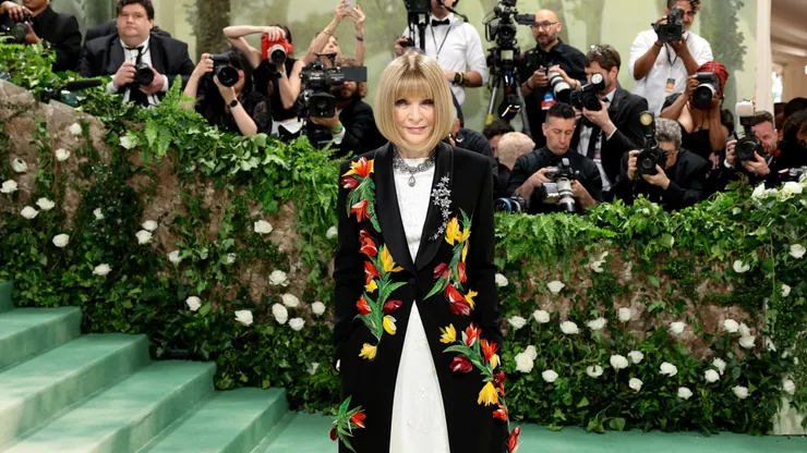 Anna Wintour attends The 2024 Met Gala Celebrating "Sleeping Beauties: Reawakening Fashion" at The Metropolitan Museum of Art on May 06, 2024 in New York City.