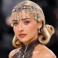 Sabrina Carpenter Reveals Her Favorite Film During Met Gala Red Carpet