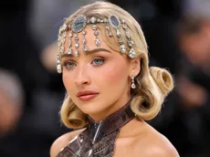 Sabrina Carpenter Reveals Her Favorite Film During Met Gala Red Carpet