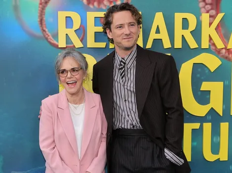 ‘Remarkably Bright Creatures’ Has Netflix Audiences Reaching for Tissues and Hitting Replay