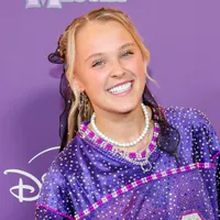 How JoJo Siwa Reinvented Herself Into a Pop Culture Phenomenon at 23