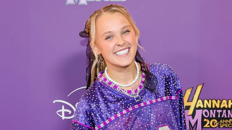 JoJo Siwa attends the World Premiere of Disney+'s "Hannah Montana 20th Anniversary Special"