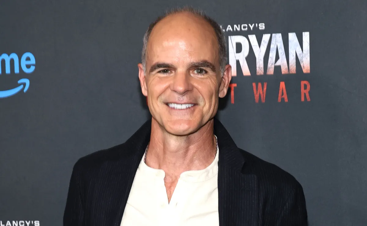 Happy 56th Birthday, Michael Kelly: His 10 Standout TV and Film Roles ...