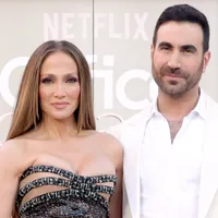 Jennifer Lopez Praises ‘Office Romance’ Co-Star Brett Goldstein as the Best Leading Man