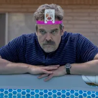 David Harbour Wins Best Supporting Performance at Gotham TV Awards for ‘DTF St. Louis’