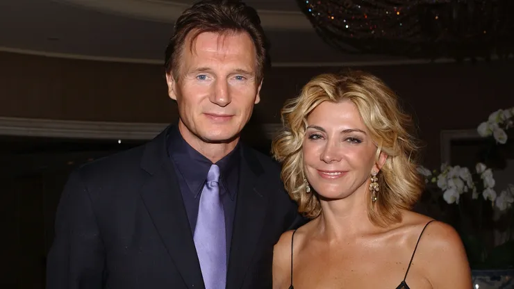Actor Liam Neeson and his wife actress Natasha Richardson attend "The 30th Annual Los Angeles Film Critics Association Awards" at The St. Regis Hotel on January 13, 2005 in Century City, California.