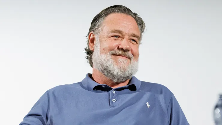 Russel Crowe speaks on stage at the ZFF Masters during the 21st Zurich Film Festival at Kino Corso,