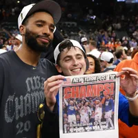 A-List Tears of Joy: How Spike Lee, Timothée Chalamet, and Hollywood Celebrated the Knicks’ Historic 53-Year Curse-Breaking Title