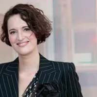 Breaking the Fourth Wall and Shaking Up Hollywood: Celebrating Phoebe Waller-Bridge’s 41st Birthday and the Roles That Define Her Range